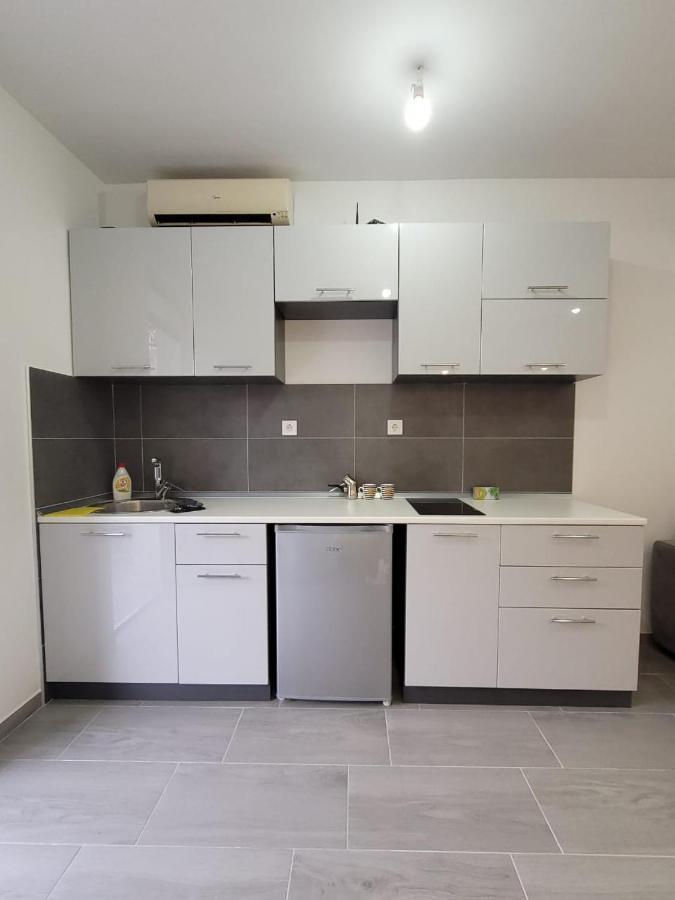 Apartment Diamond -Modern And Lovely Seaside Studio Apartment Kotor Exterior foto