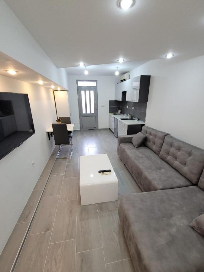 Apartment Diamond -Modern And Lovely Seaside Studio Apartment Kotor Exterior foto